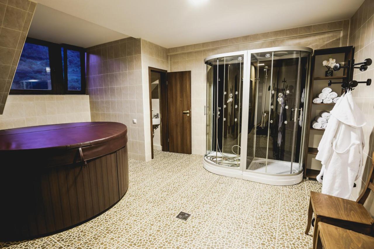 Hotel River Retreat Lotrioara Zewnętrze zdjęcie