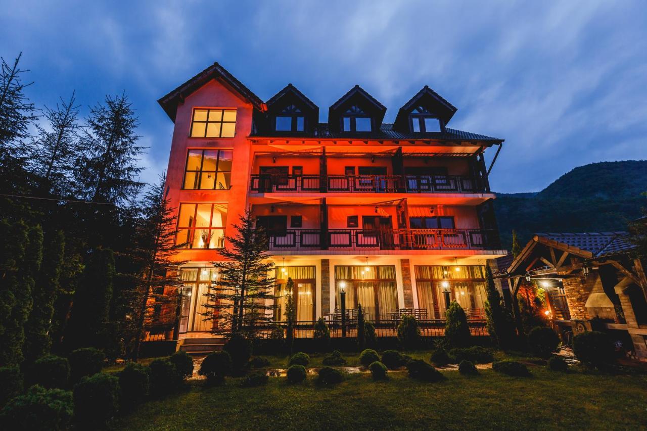 Hotel River Retreat Lotrioara Zewnętrze zdjęcie