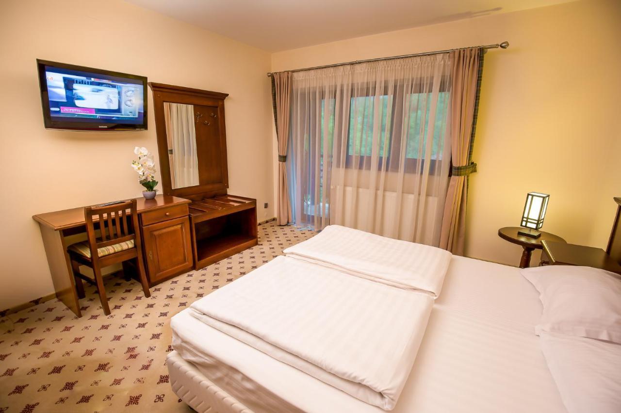 Hotel River Retreat Lotrioara Zewnętrze zdjęcie