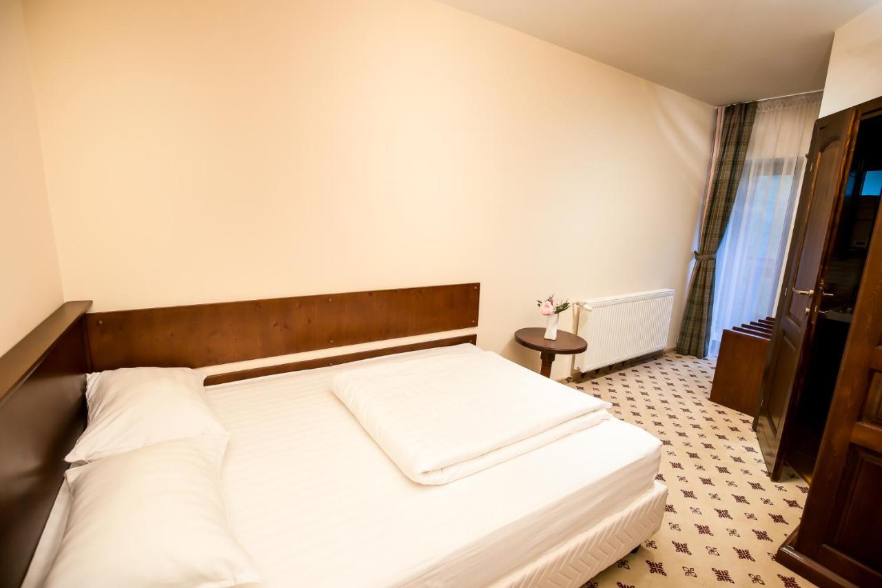 Hotel River Retreat Lotrioara Zewnętrze zdjęcie