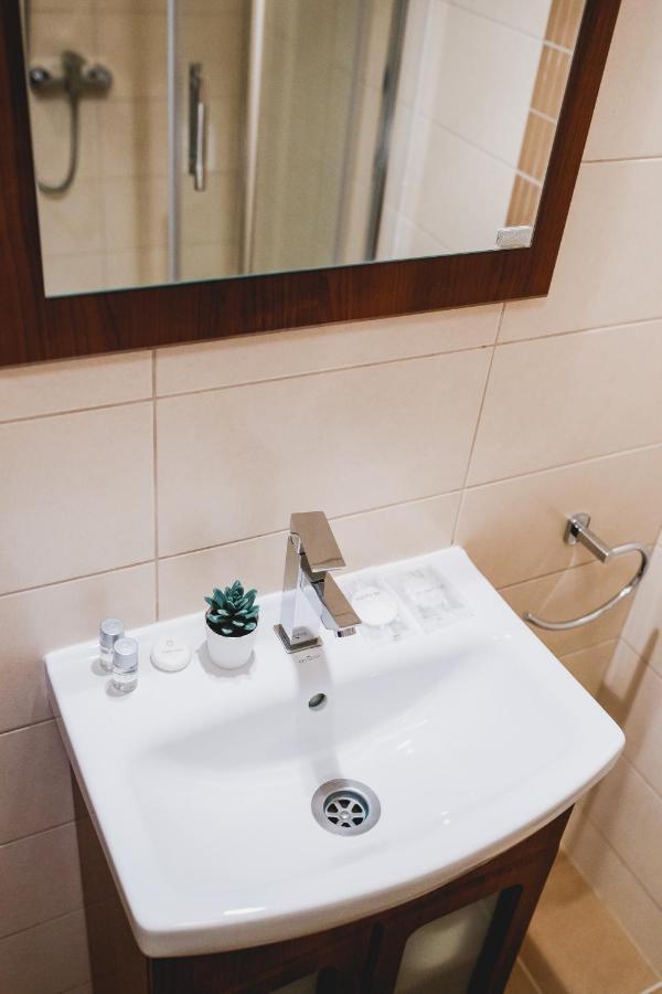Hotel River Retreat Lotrioara Zewnętrze zdjęcie