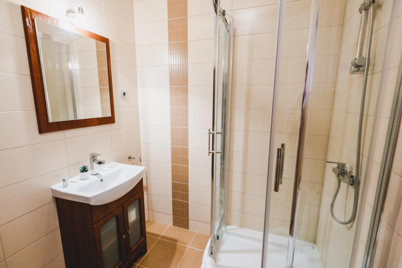 Hotel River Retreat Lotrioara Zewnętrze zdjęcie