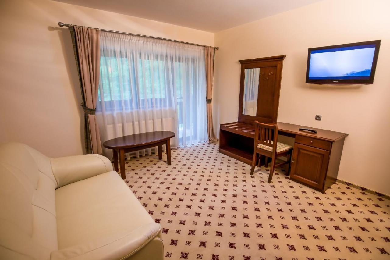 Hotel River Retreat Lotrioara Zewnętrze zdjęcie